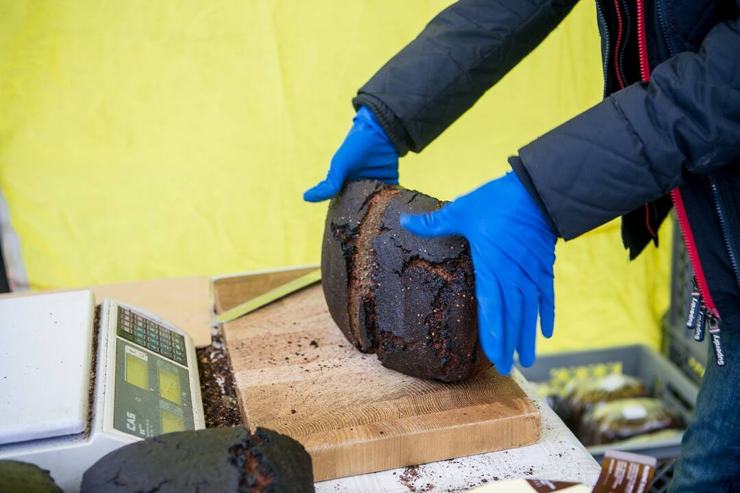 Karantinas keičia turgaus lankytojų įpročius