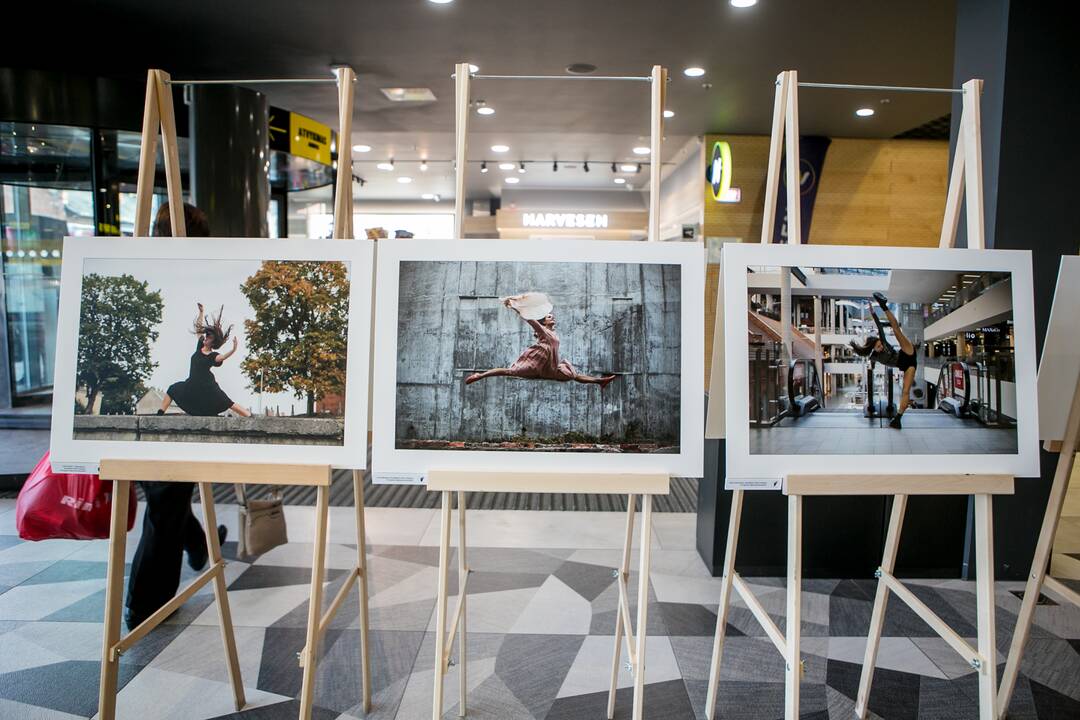 Kauno choreografijos mokyklos 20-mečiui skirtos parodos „IšŠok“ atidarymas 