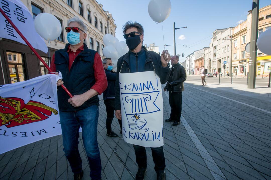 Architektai susirinko palaikyti teisiamą A. Karalių
