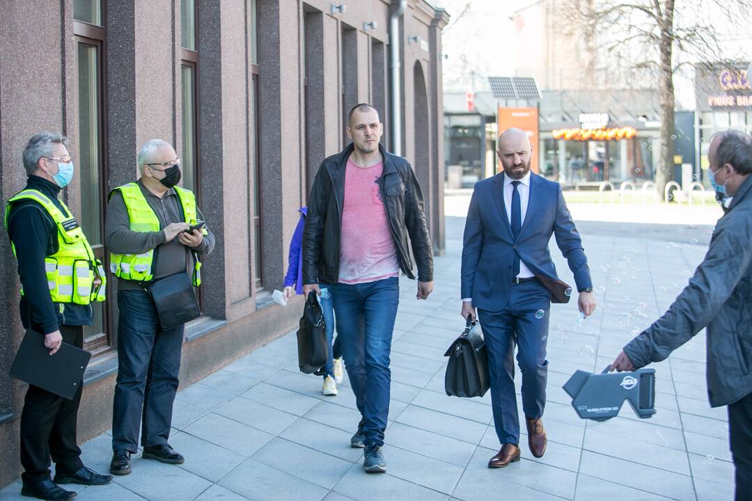 Architektai susirinko palaikyti teisiamą A. Karalių