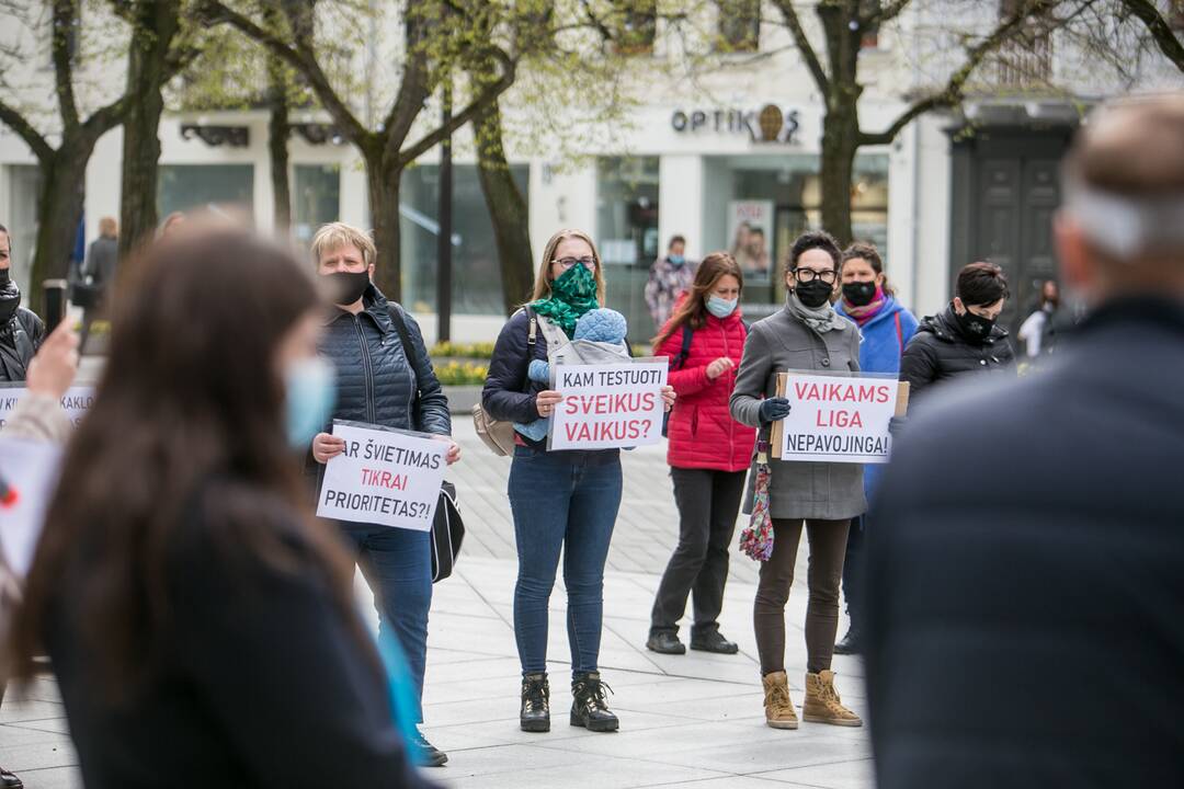 Kaune – antras tėvų protestas prieš vaikų testavimą