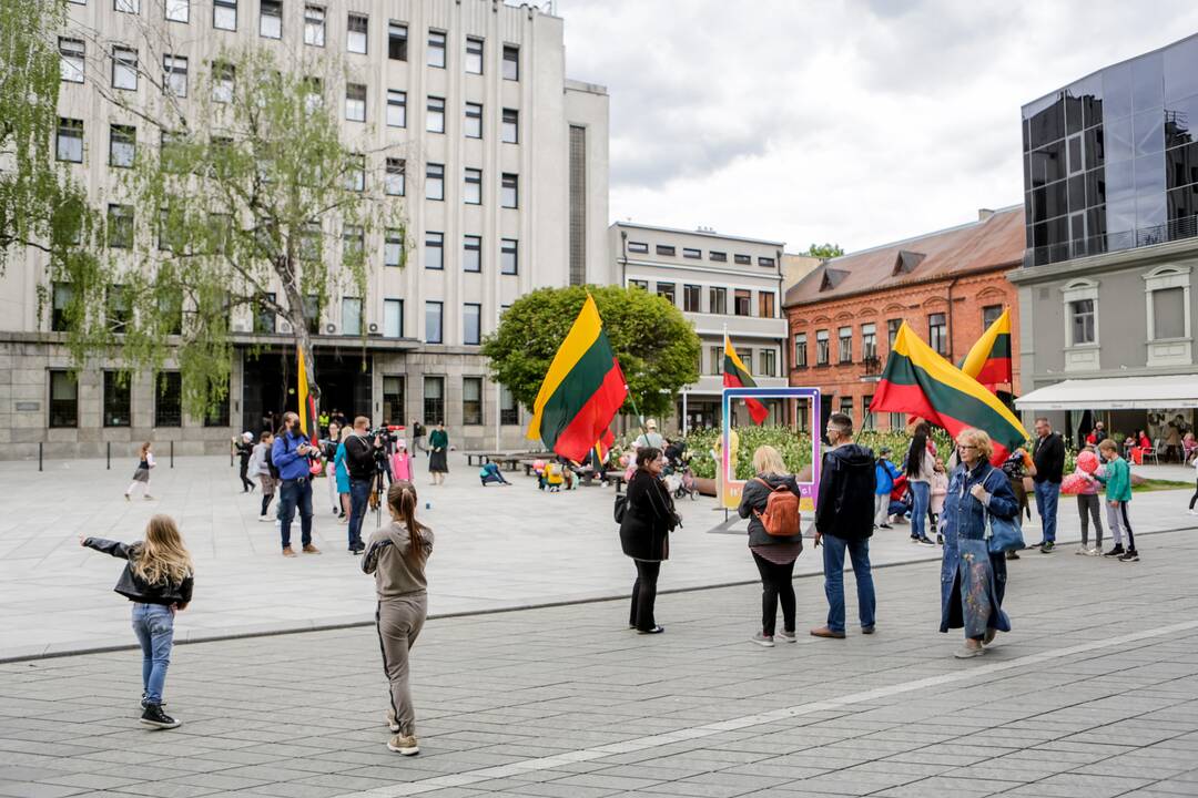 Akcijos „Noriu į mokyklą!“ prie Kauno miesto savivaldybės
