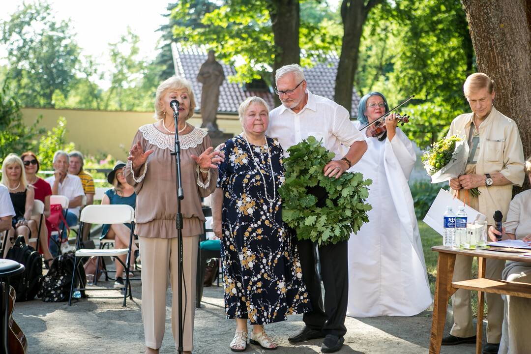 Pagerbta „Poezijos pavasario“ laureatė D.Zelčiūtė