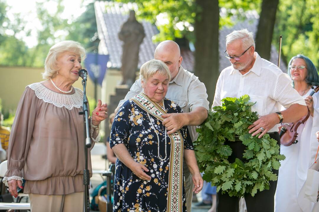 Pagerbta „Poezijos pavasario“ laureatė D.Zelčiūtė