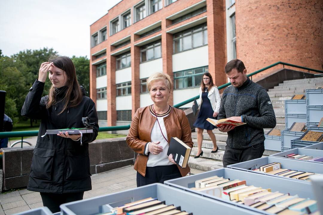 Viešosios bibliotekos iškraustymo akcija