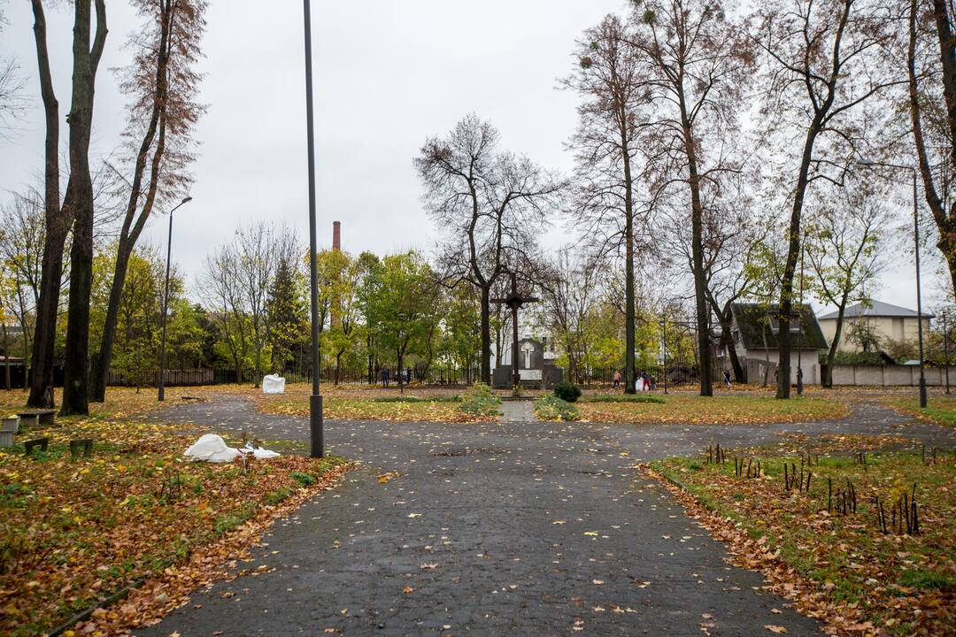 Talka Žemųjų Šančių karių kapinėse