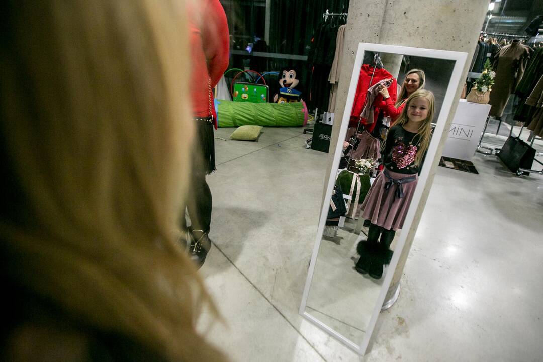 "Fashion Bazaar" 2017
