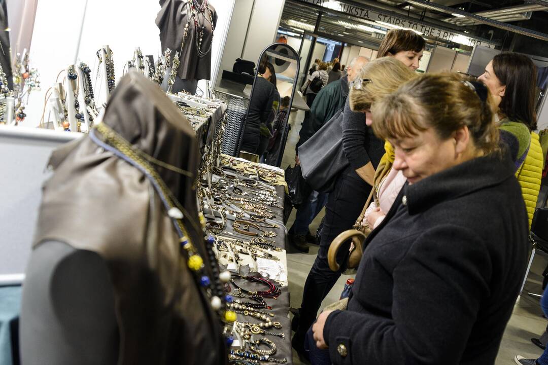 Prasidėjo paroda ,,Rinkis prekę lietuvišką“