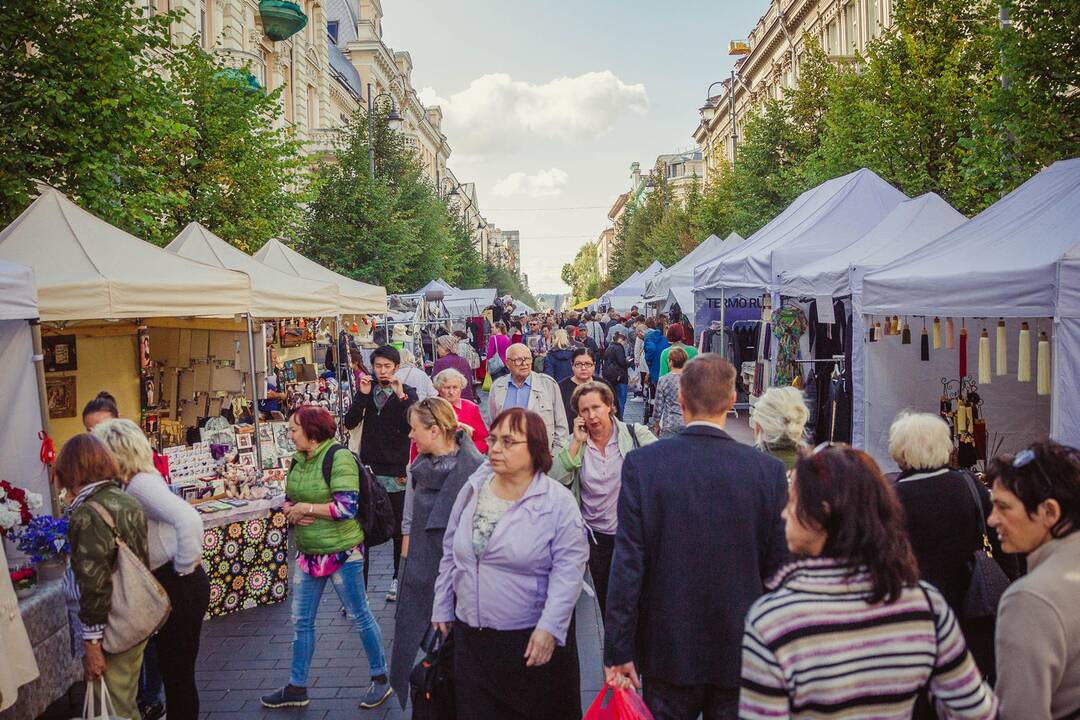 Ir šalies, ir šeimos ekonominė padėtis per metus pagerėjo tik simboliškai