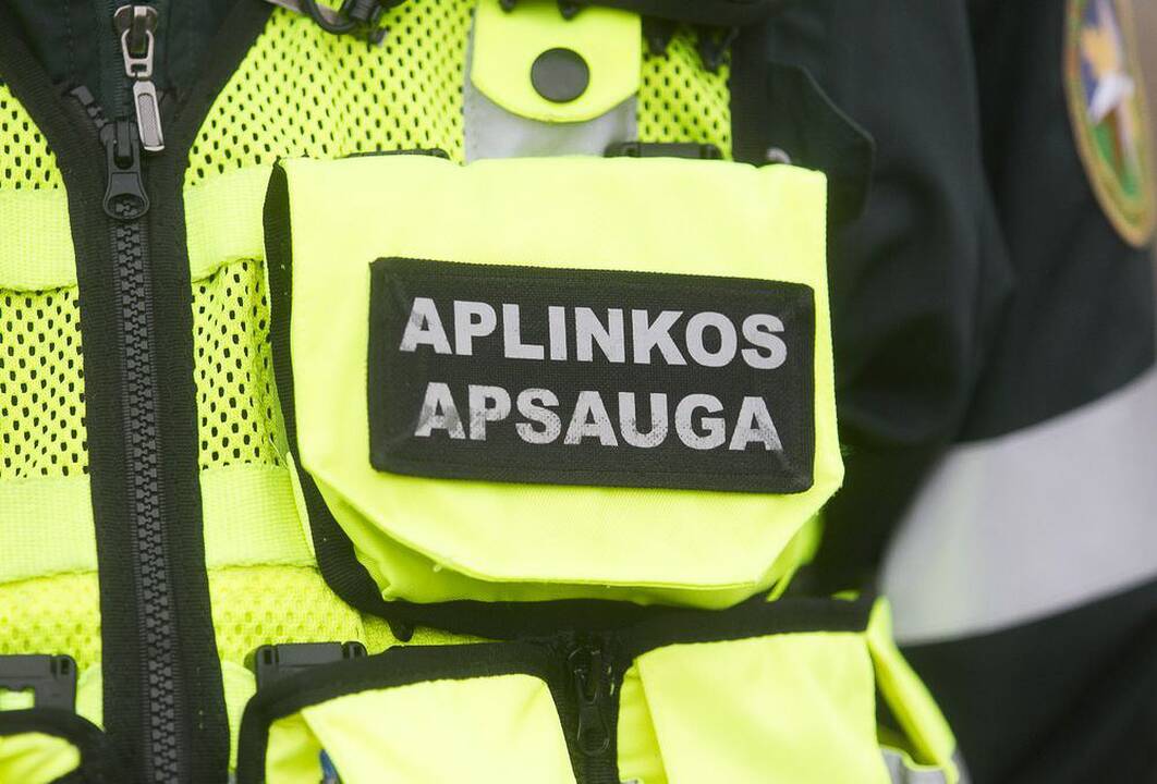 Brakonieriui sužalojus aplinkosaugininką, L. Jonauskas situaciją svarsto aiškintis Seime