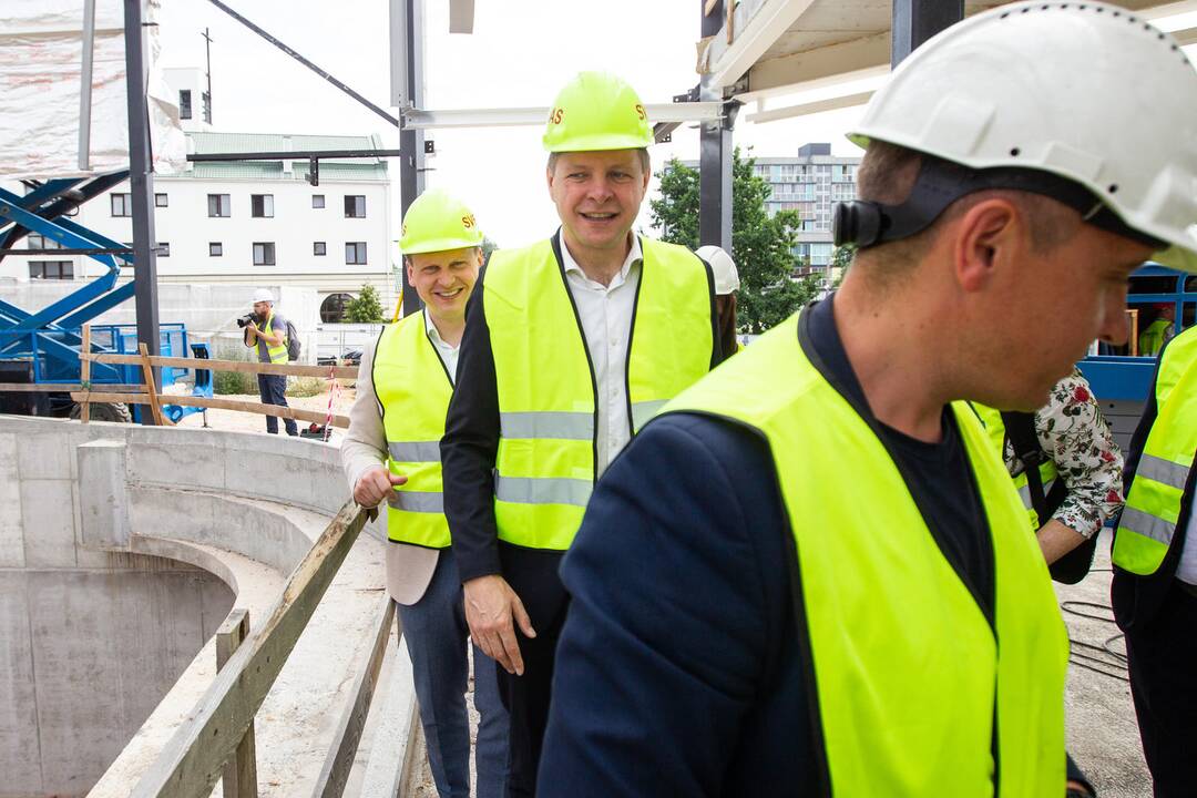 Lazdynų baseino statybų aikštelė