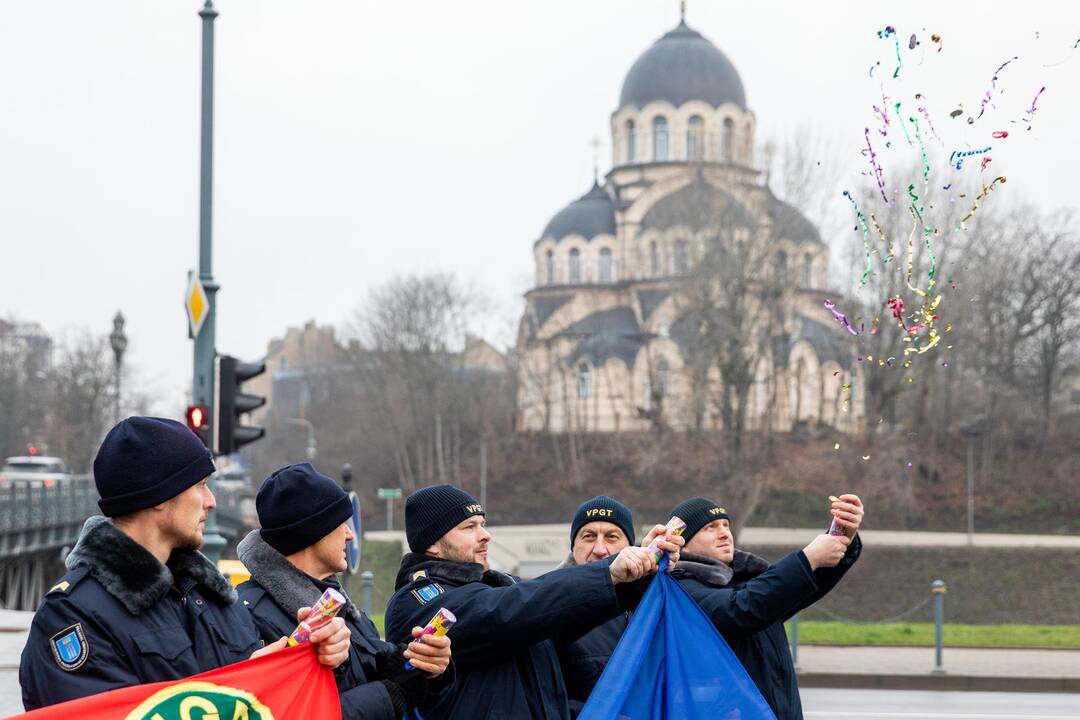 Pareigūnų įspėjamasis protestas