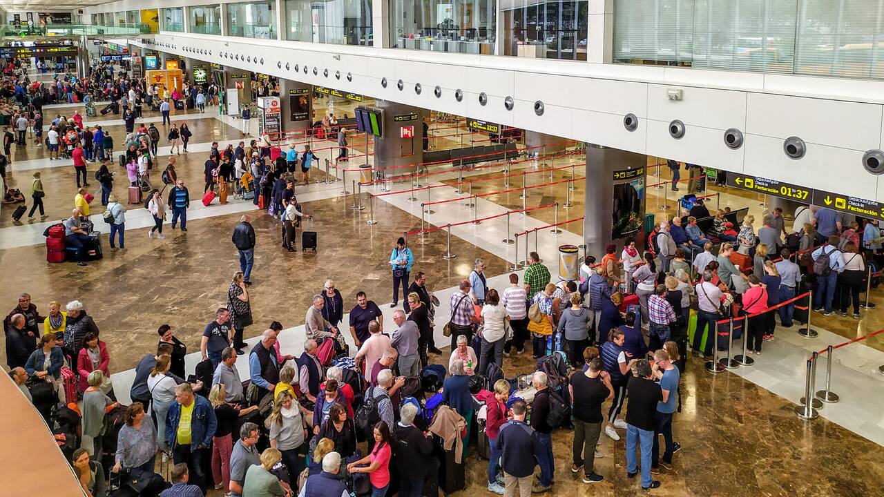 „Air Baltic“ atliks pirmąjį repatriacijos reisą į Tenerifę
