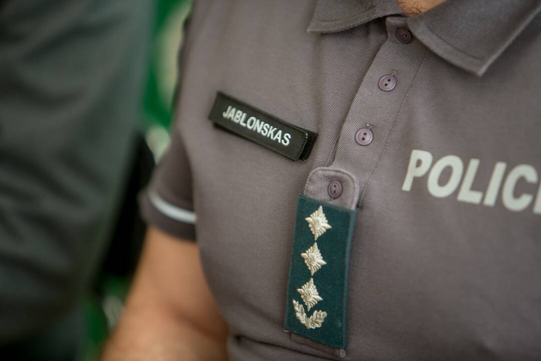 Kauno policijos spaudos konferencija dėl nuslėptų mokesčių