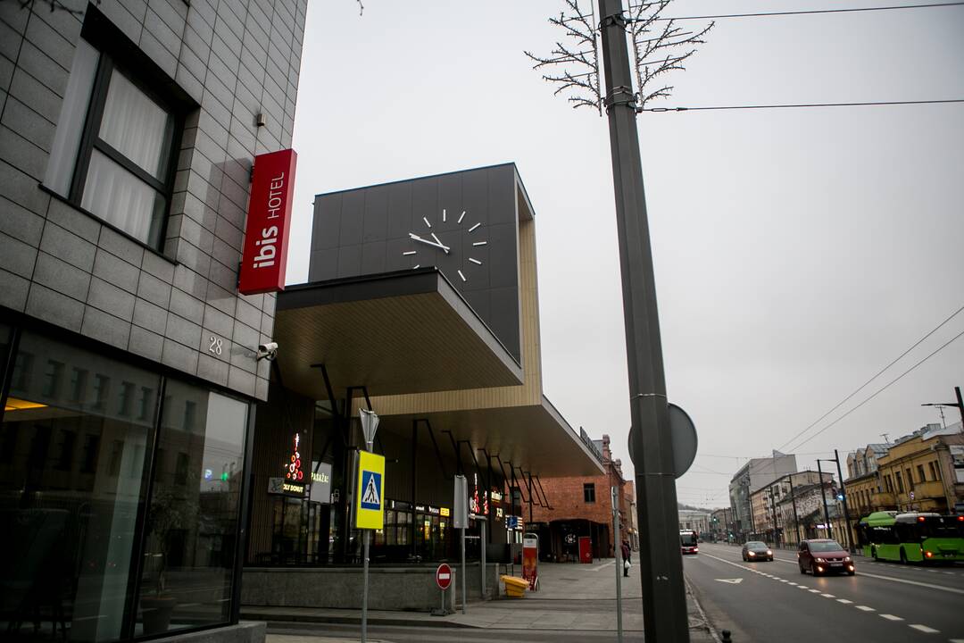 Sustojo Kauno autobusų stoties laikrodis