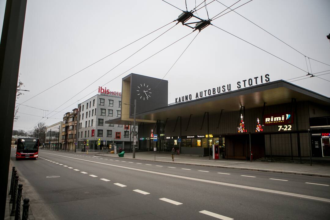 Sustojo Kauno autobusų stoties laikrodis