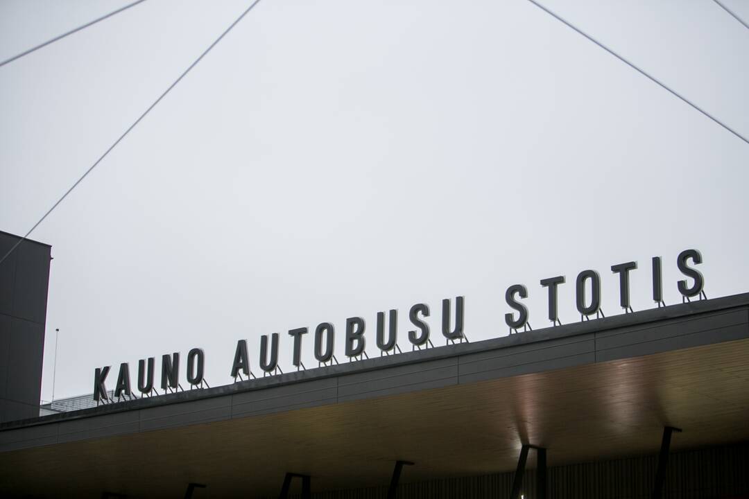 Sustojo Kauno autobusų stoties laikrodis