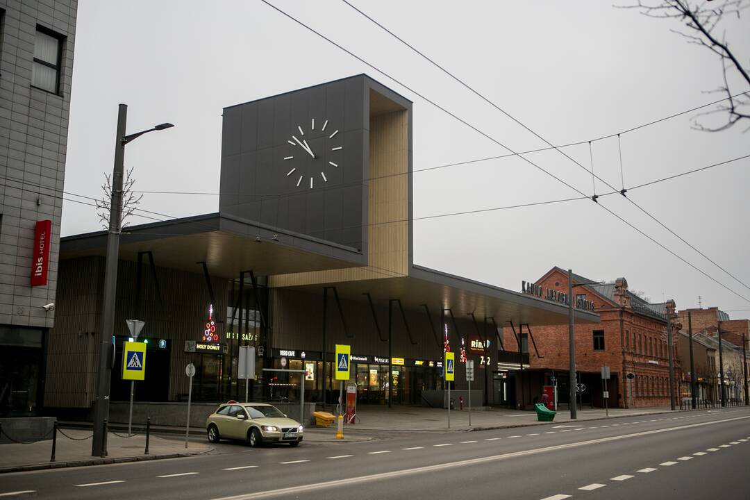 Sustojo Kauno autobusų stoties laikrodis