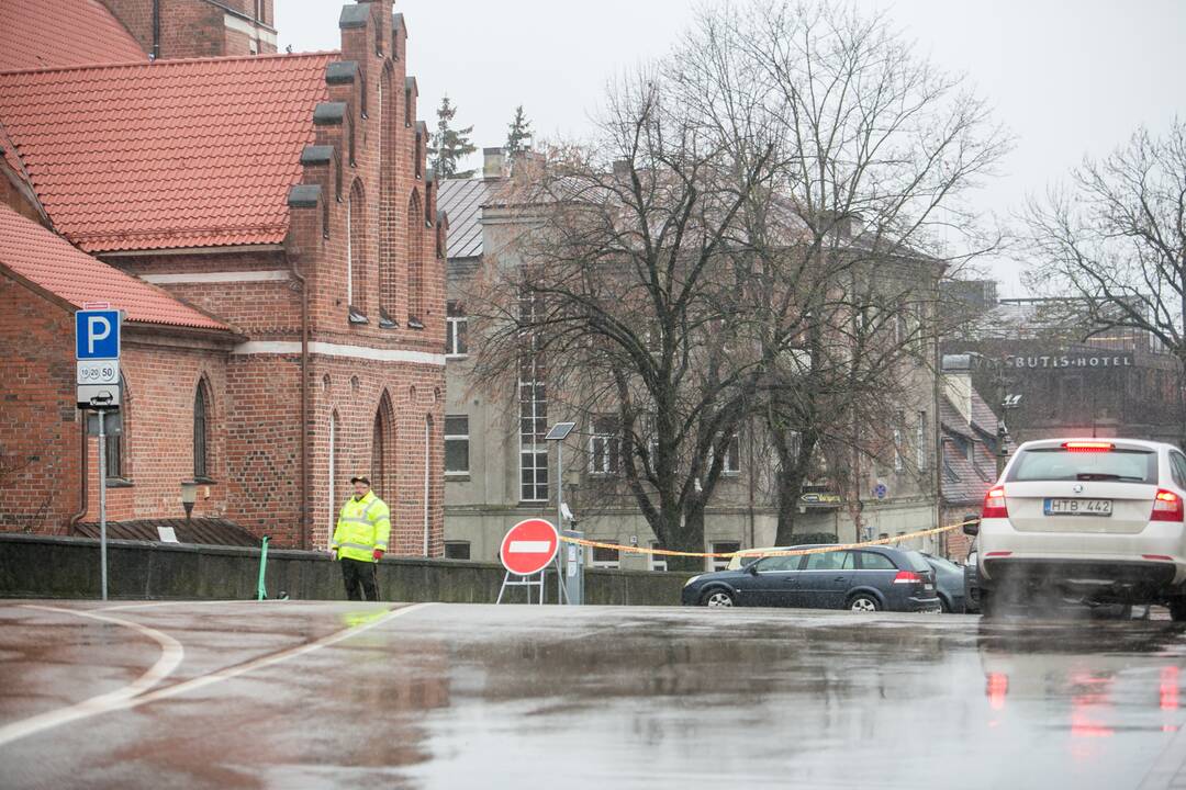 Kauno centre dėl eglės įžiebimo ribojamas eismas