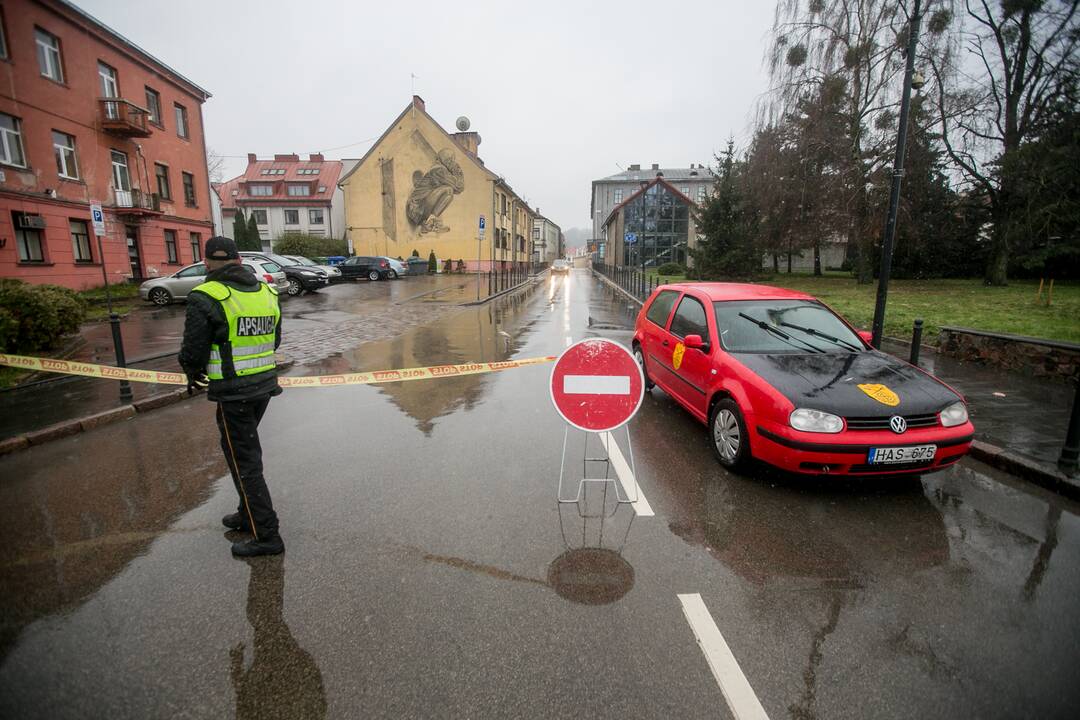 Kauno centre dėl eglės įžiebimo ribojamas eismas