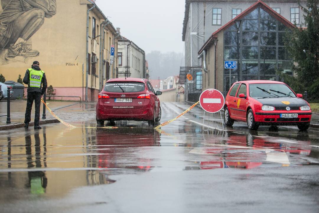 Kauno centre dėl eglės įžiebimo ribojamas eismas