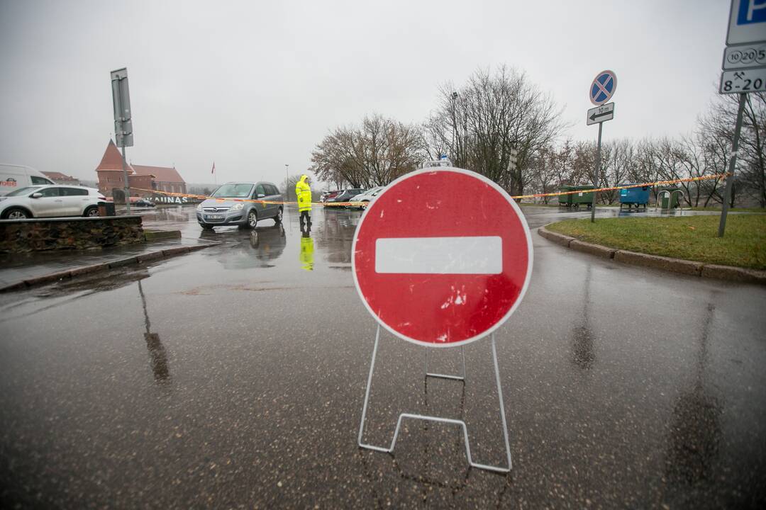 Kauno centre dėl eglės įžiebimo ribojamas eismas