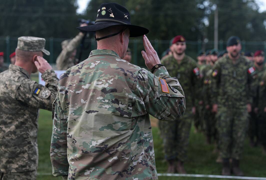 Neslūgstant įtampai dėl Ukrainos, JAV dislokuoja 3 tūkst. karių Rytų Europoje