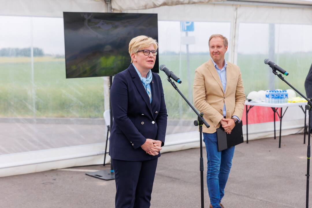 Pradedamas tiesti vienas ilgiausių automagistralės „Via Baltica“ ruožų