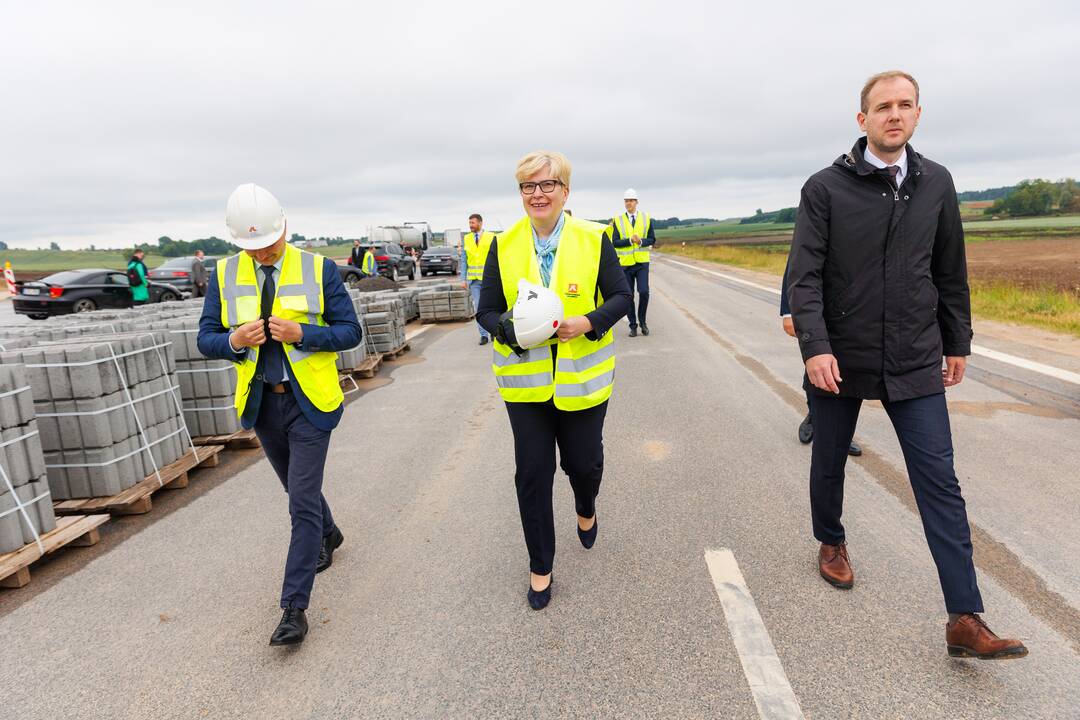 Pradedamas tiesti vienas ilgiausių automagistralės „Via Baltica“ ruožų