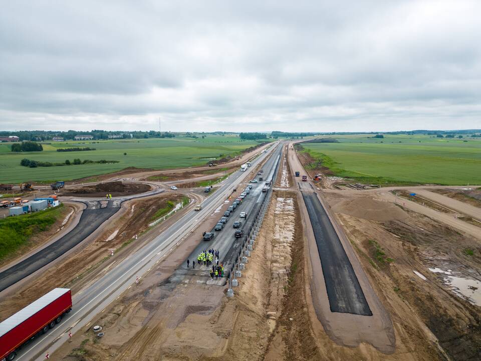 Pradedamas tiesti vienas ilgiausių automagistralės „Via Baltica“ ruožų