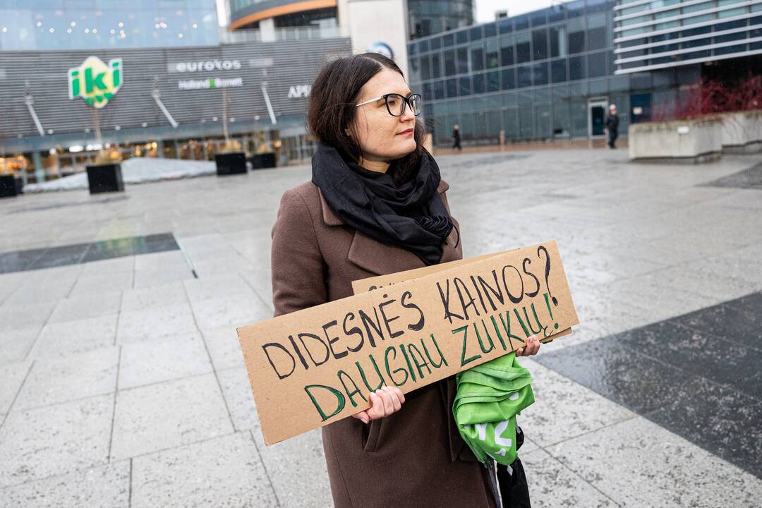 Vilniuje – protestas prieš planus kelti viešojo transporto bilietų kainas