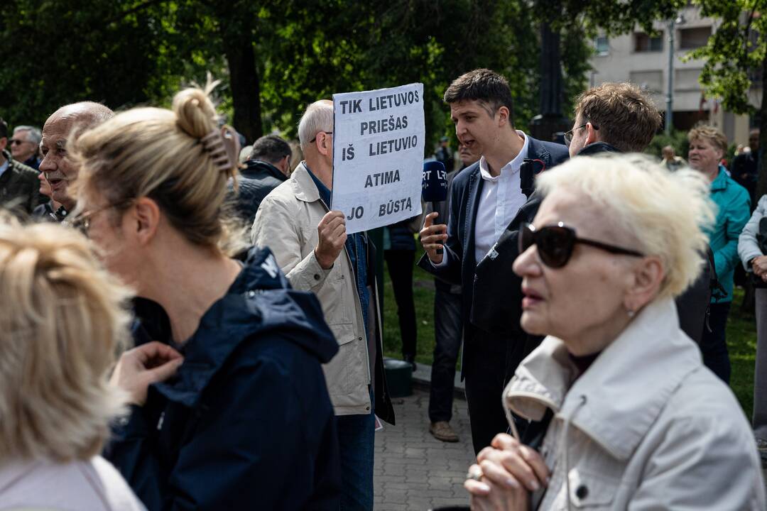 Protestas prieš NT mokestį prie Seimo