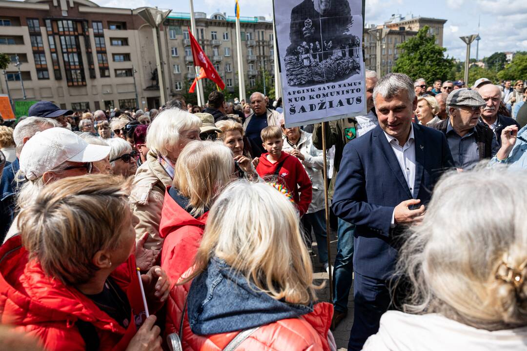 Protestas prieš NT mokestį prie Seimo