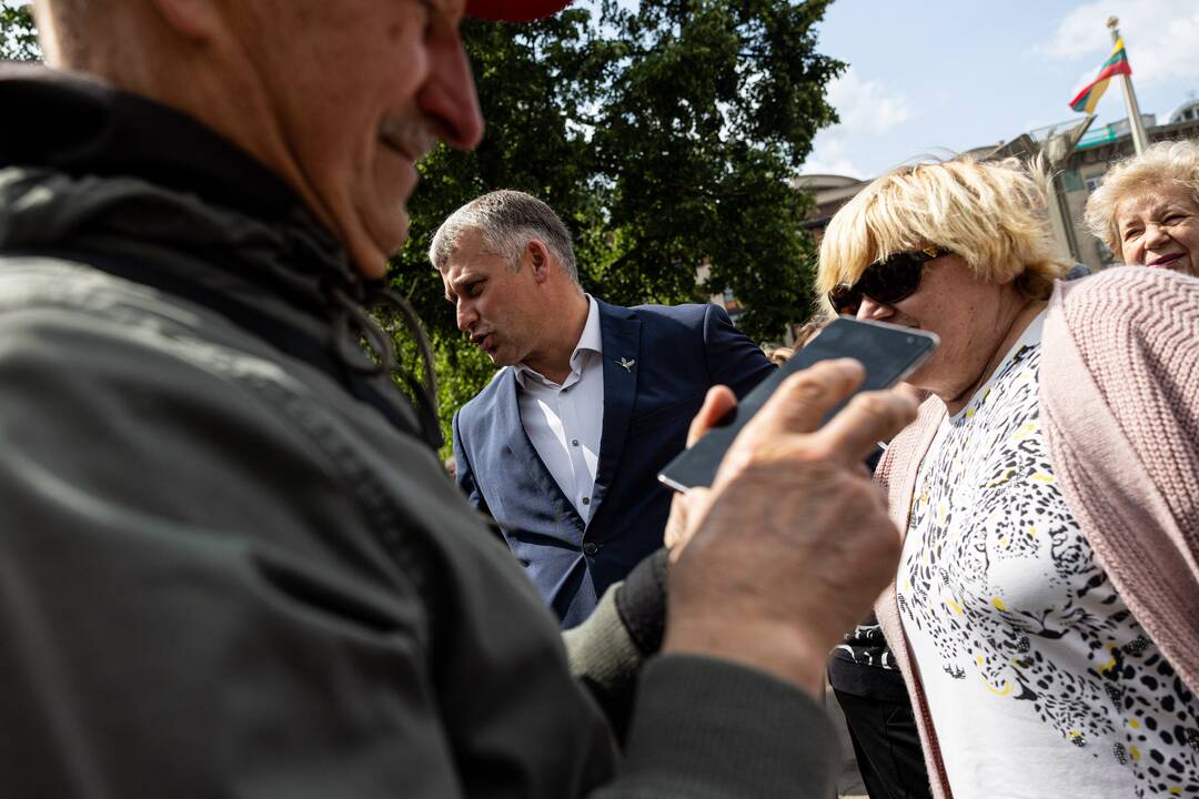 Protestas prieš NT mokestį prie Seimo