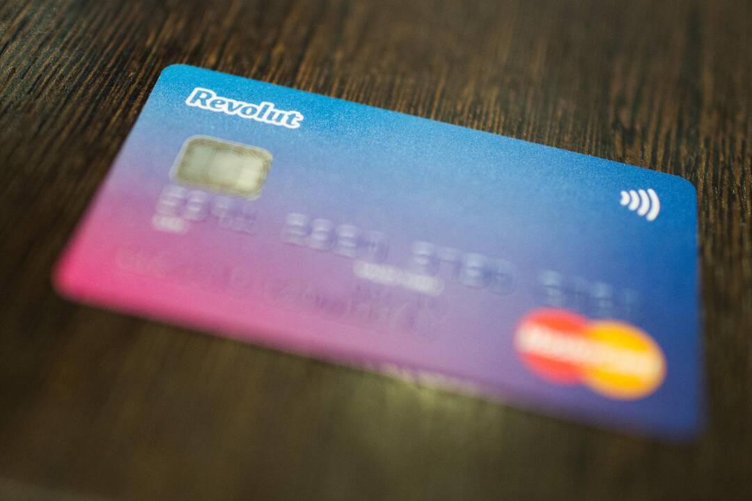 „Revolut“ kreipimasis dėl atitikimo nacionaliniam saugumui – komisijos akiratyje