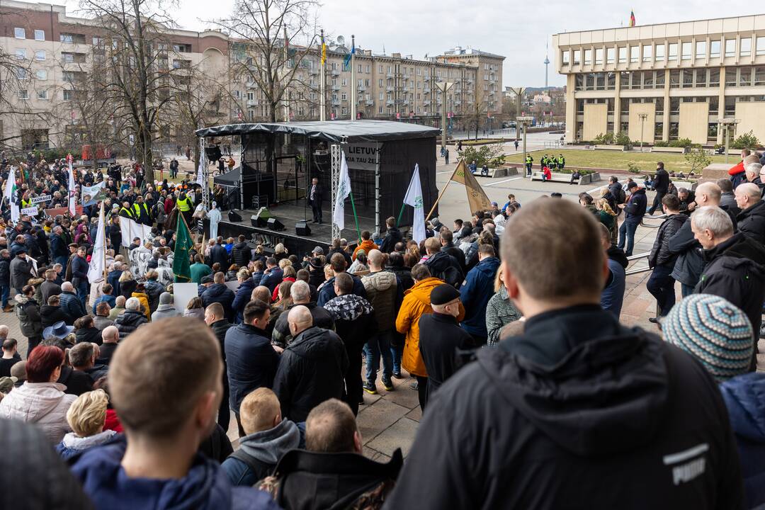 Lietuvos pieno gamintojų mitingas prie Seimo