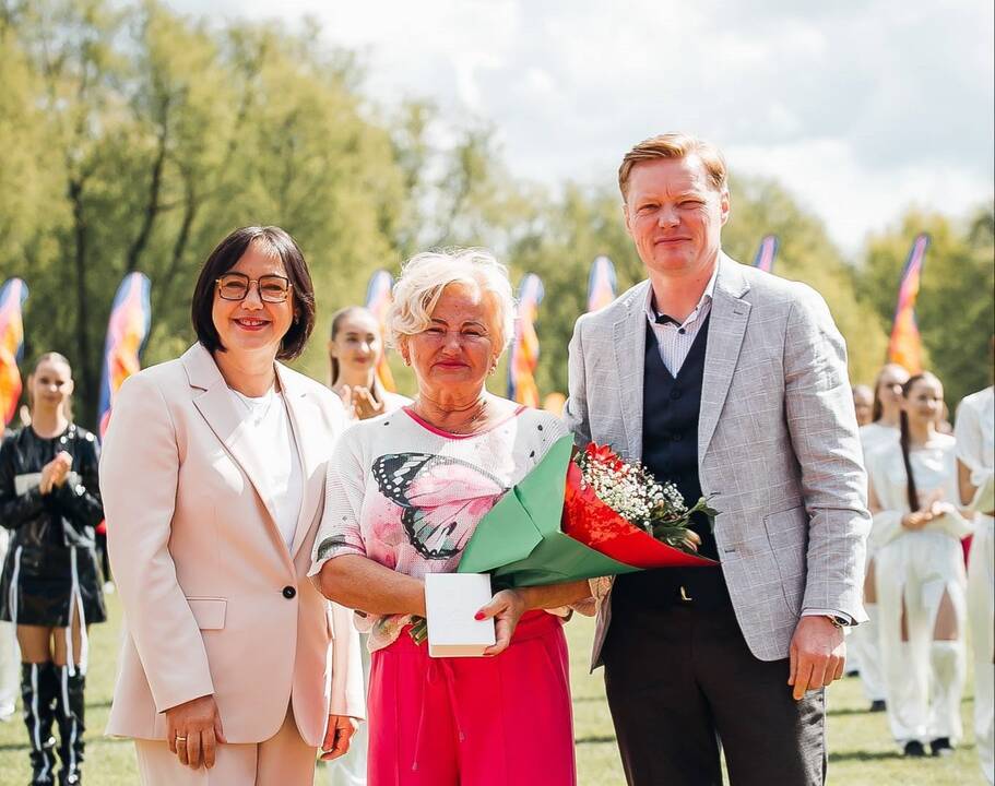 Joanai Bartaškienei – Švietimo, mokslo ir sporto ministerijos garbės ženklas