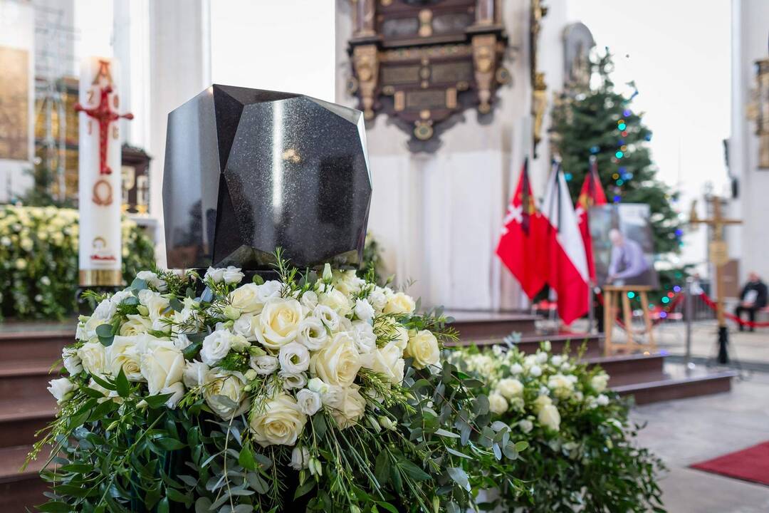 Nužudyto Gdansko mero laidotuvės