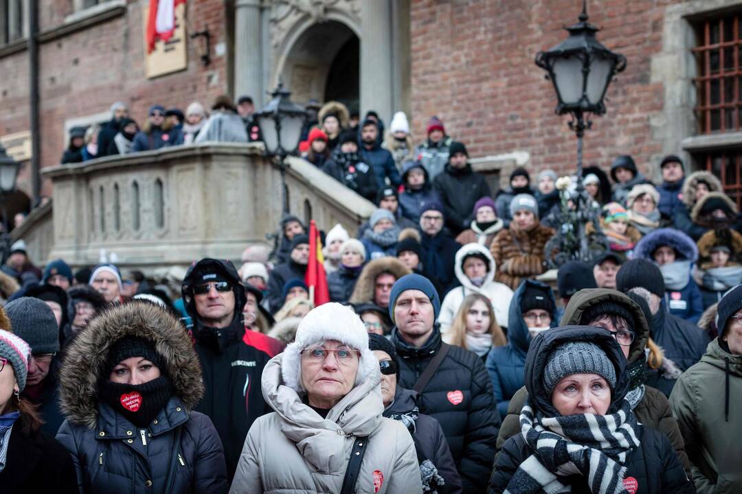 Nužudyto Gdansko mero laidotuvės