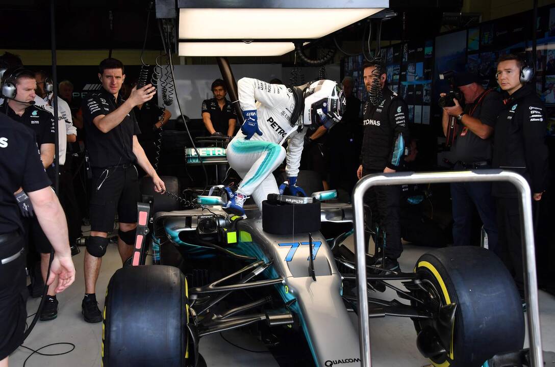 Prie Brazilijos „Formulės 1“ trasos apiplėšta „Mercedes“ komanda