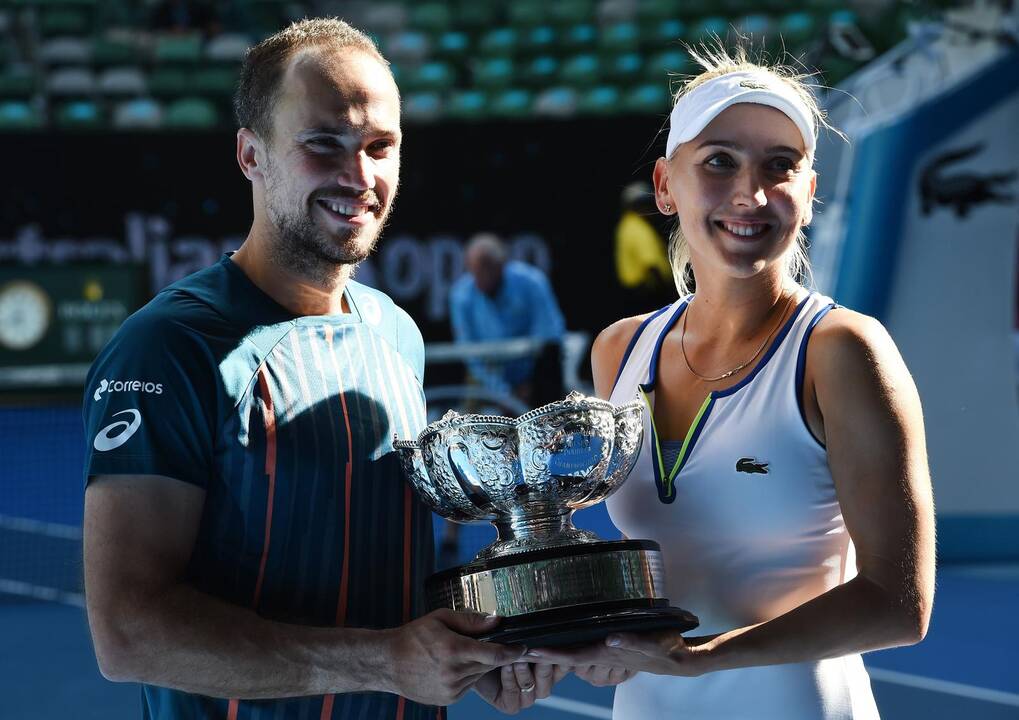 Bruno Soaresas ir Jelena Vesnina