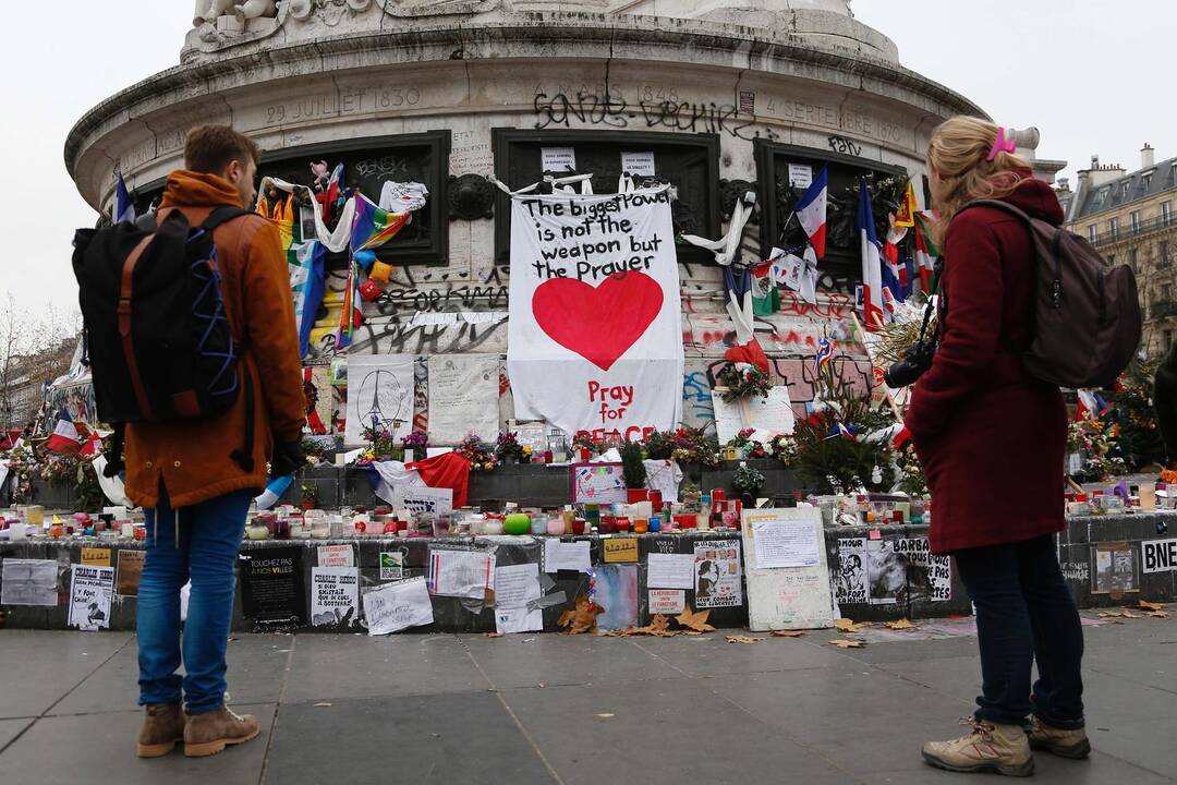 Austrijoje suimti du įtariamieji, siejami su atakomis Paryžiuje