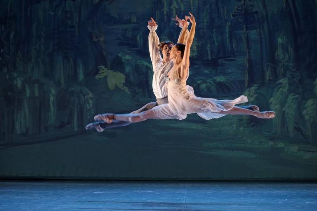 Choreografo B. Kelbausko pastatytas baletas "Sužadėtinė"
