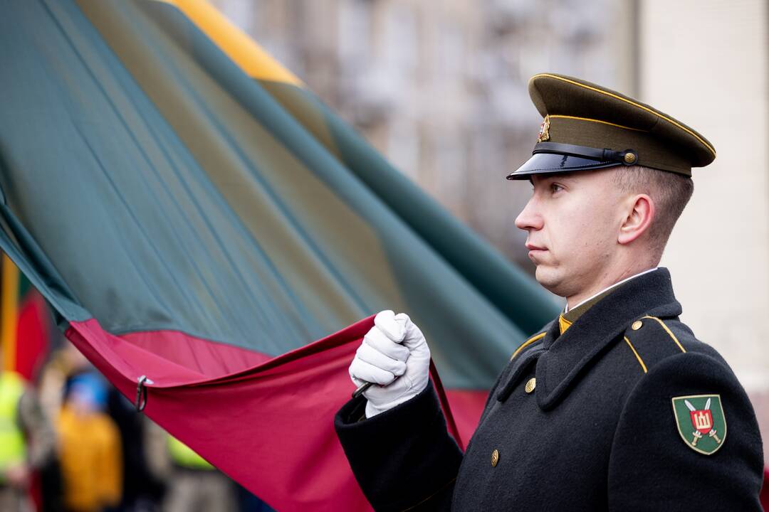 Iškilminga valstybės vėliavos pakėlimo ceremonija