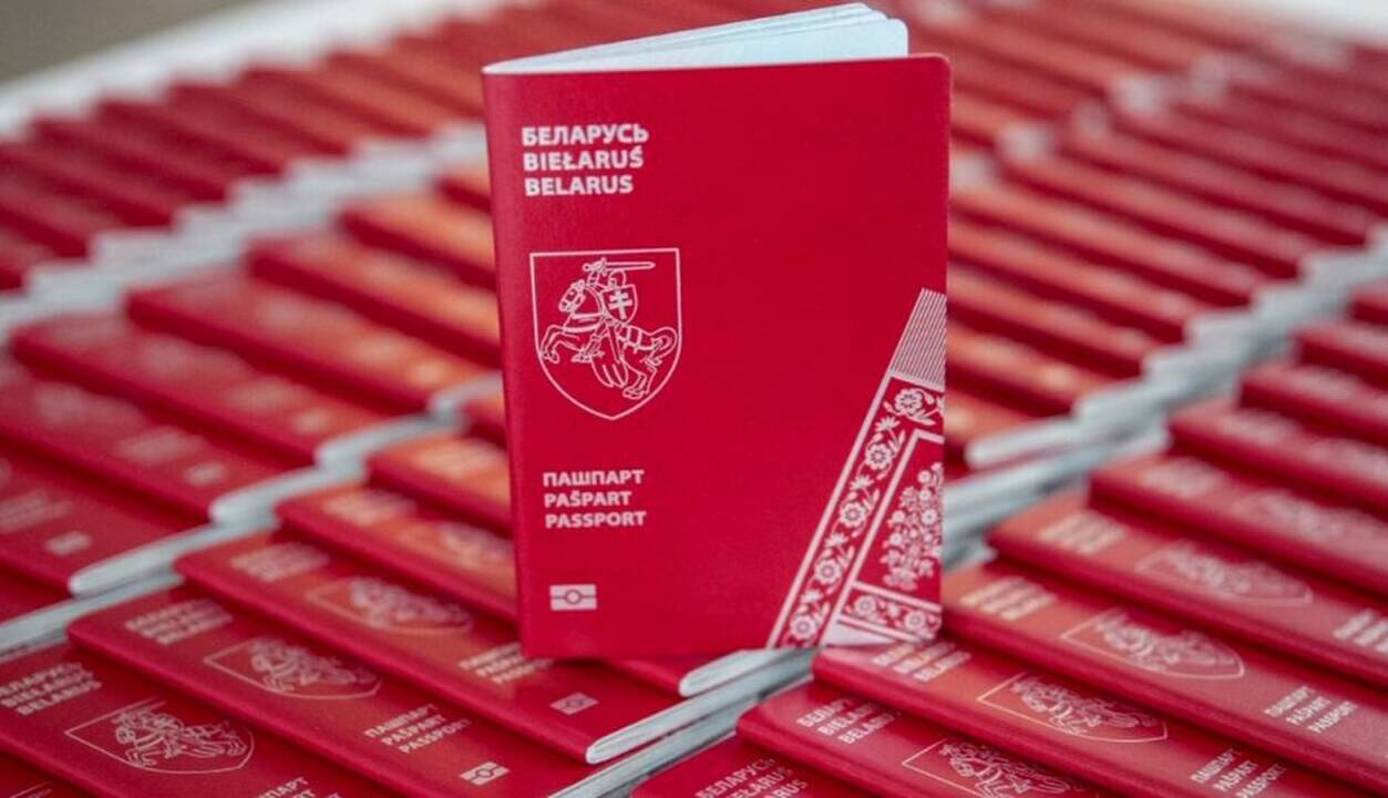 Stabdoma Baltarusijos opozicijos „pasų“ gamyba