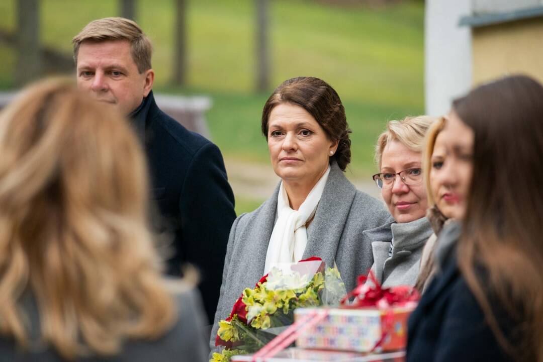D. Nausėdienė lankėsi „Šeimos slėnyje“