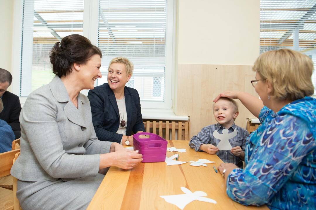 D. Nausėdienė lankėsi „Šeimos slėnyje“
