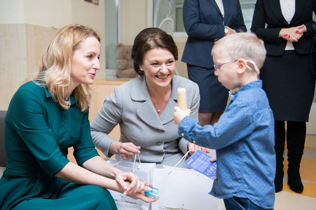 D. Nausėdienė lankėsi „Šeimos slėnyje“
