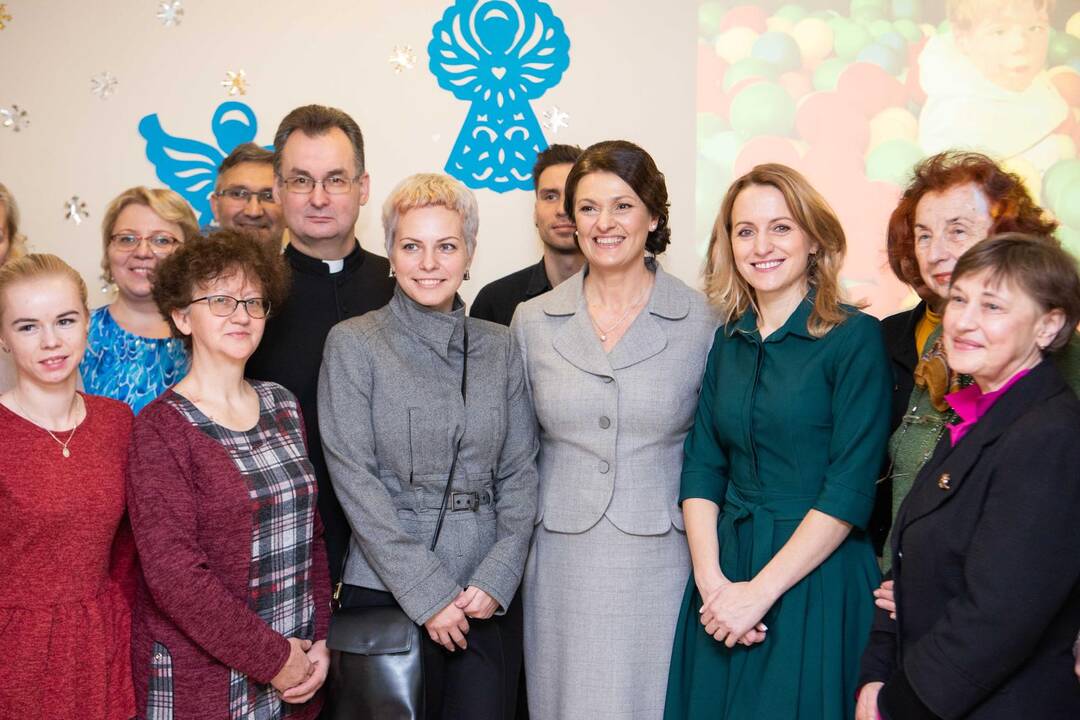 D. Nausėdienė lankėsi „Šeimos slėnyje“