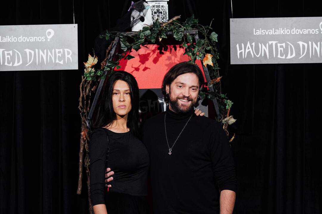 Šiurpą kelianti vakarienė „Haunted Dinner“